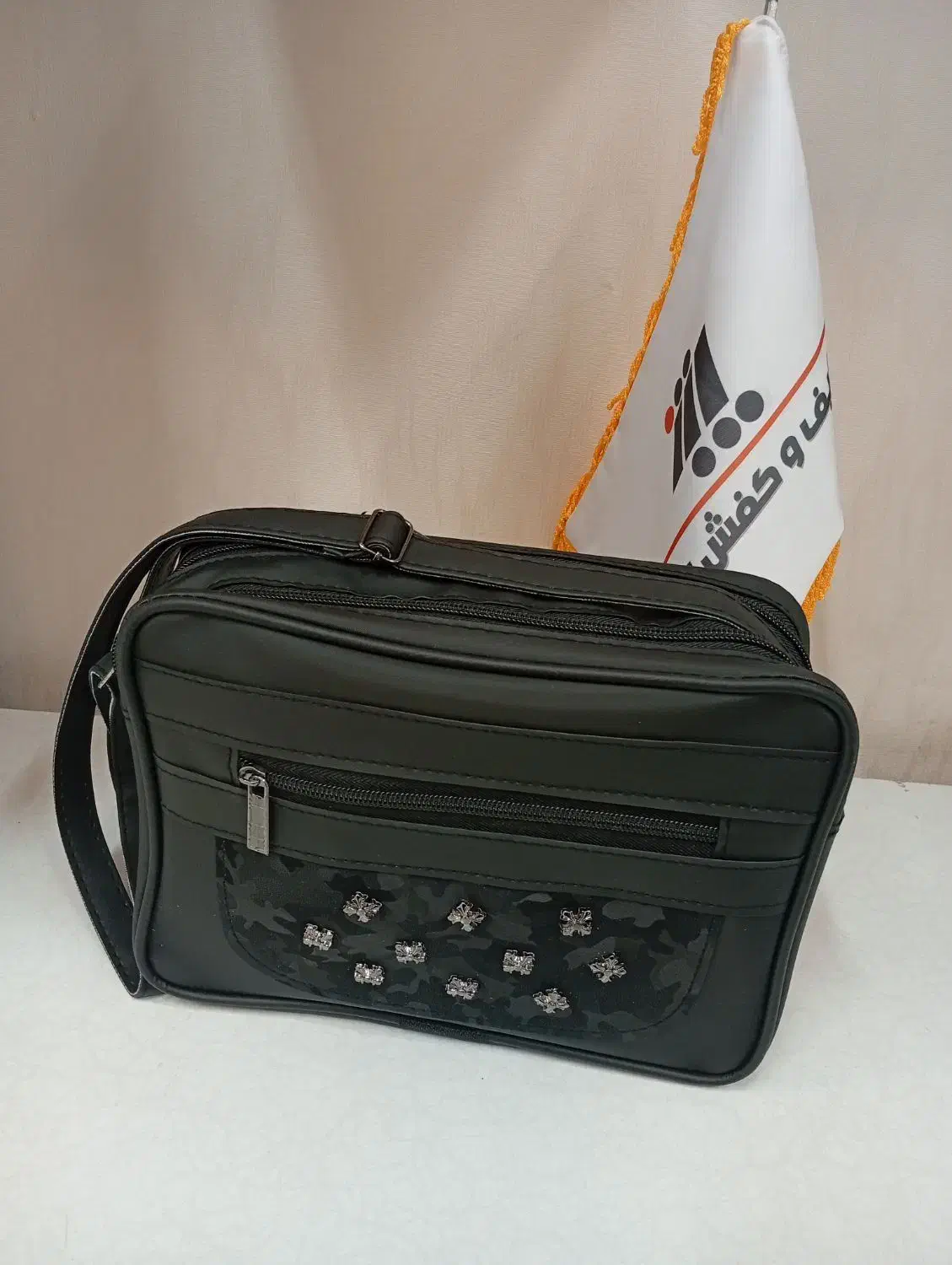 حراج کیف دوشی  زنانه|کیف، کفش، کمربند|تربتحیدریه, کاشانی|دیوار