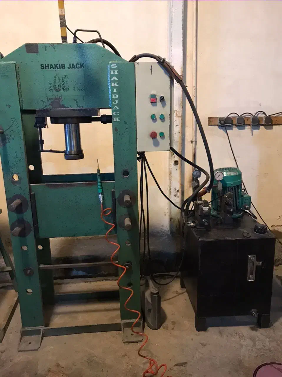 آگهی فروش دستگاه های صنعتی|ماشین‌آلات صنعتی|کرج, خرمدشت|دیوار