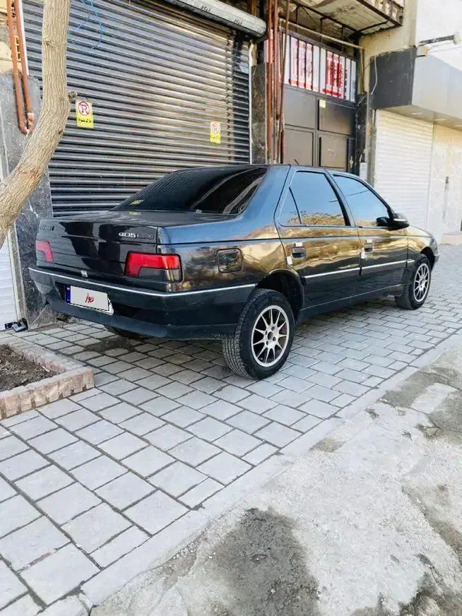 پژو مدل ۸۳ مشکی|خودرو سواری و وانت|مشهد, نیروی هوایی|دیوار