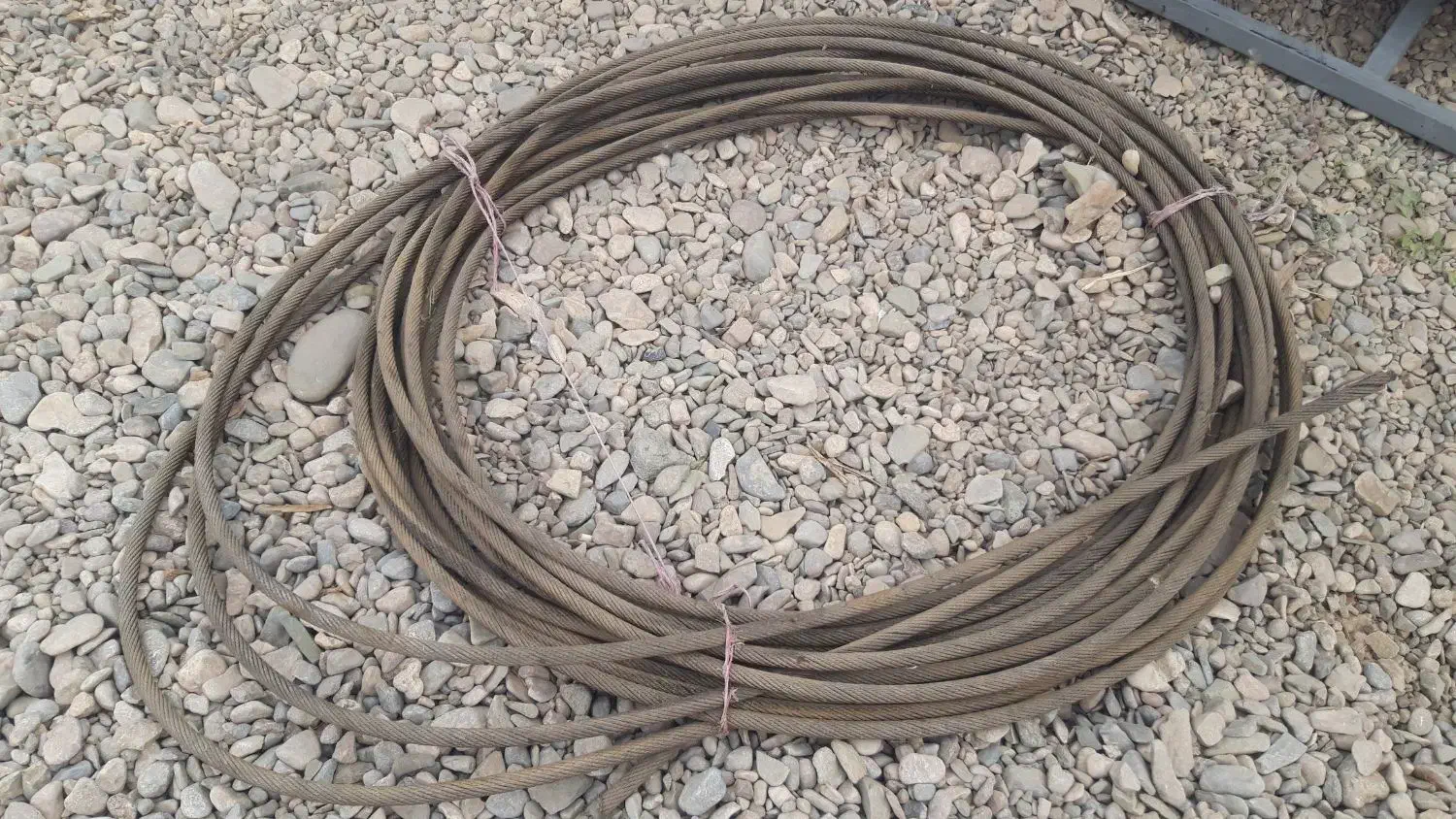 سیم بگسل قوی|ماشین‌آلات صنعتی|قزوین, |دیوار