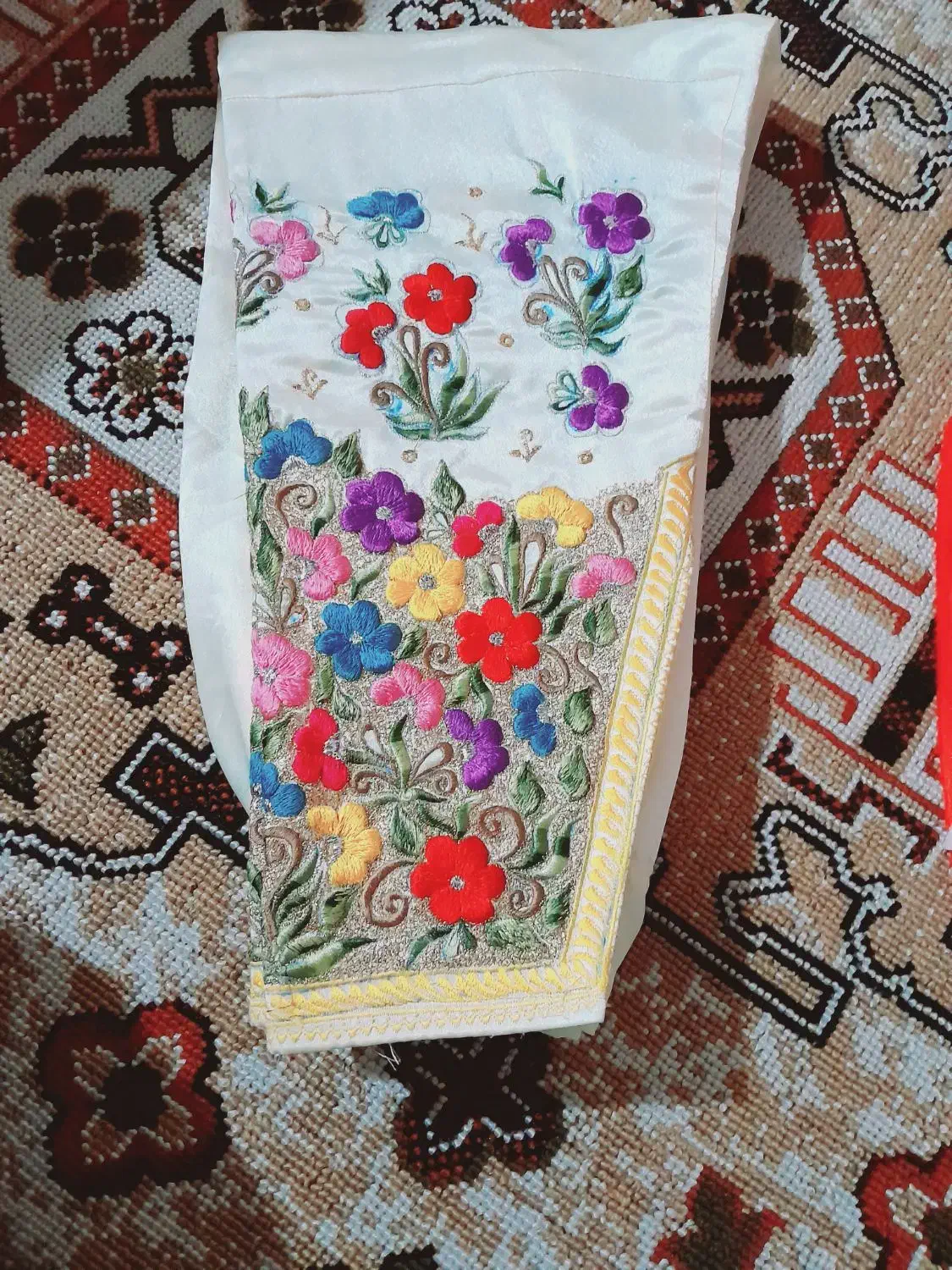 شلوار|لباس|میناب, |دیوار