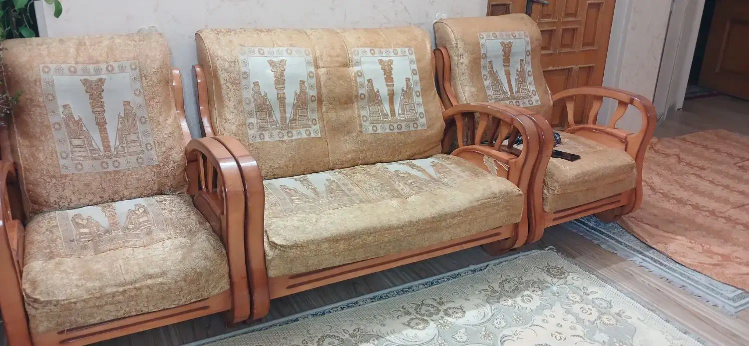 مبل|مبلمان خانگی و میز عسلی|اصفهان, مصلی|دیوار