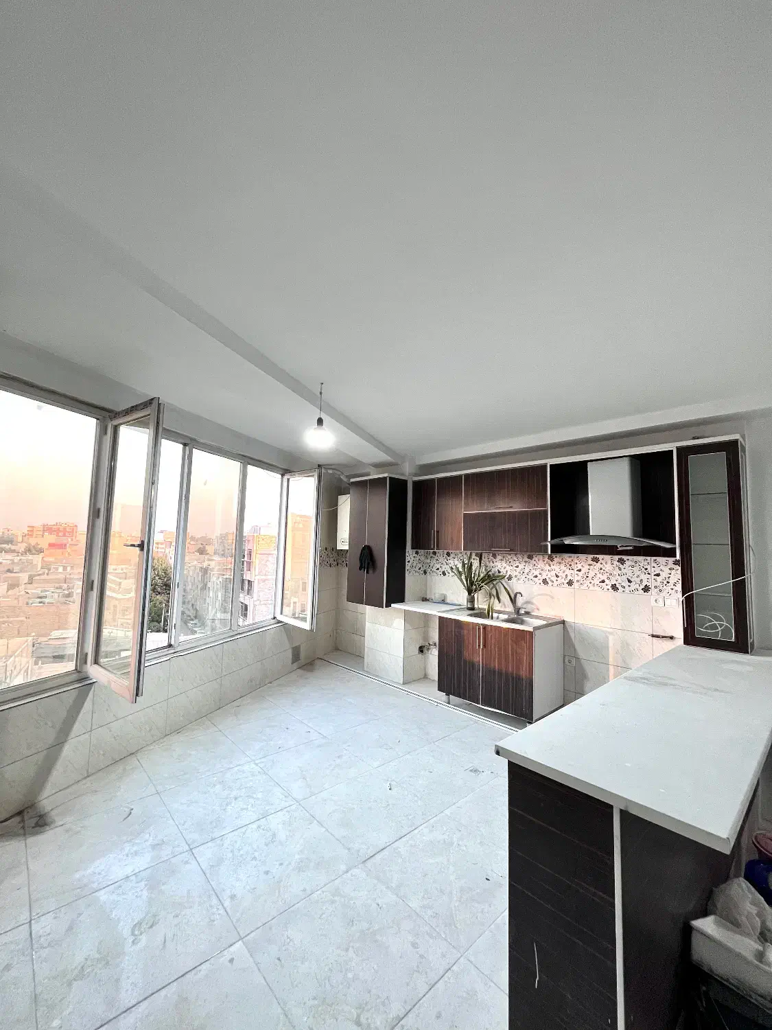 رهن‌۱۳۵متری/تکواحدی/کرمانی|اجارهٔ آپارتمان|ورامین, ورامین|دیوار