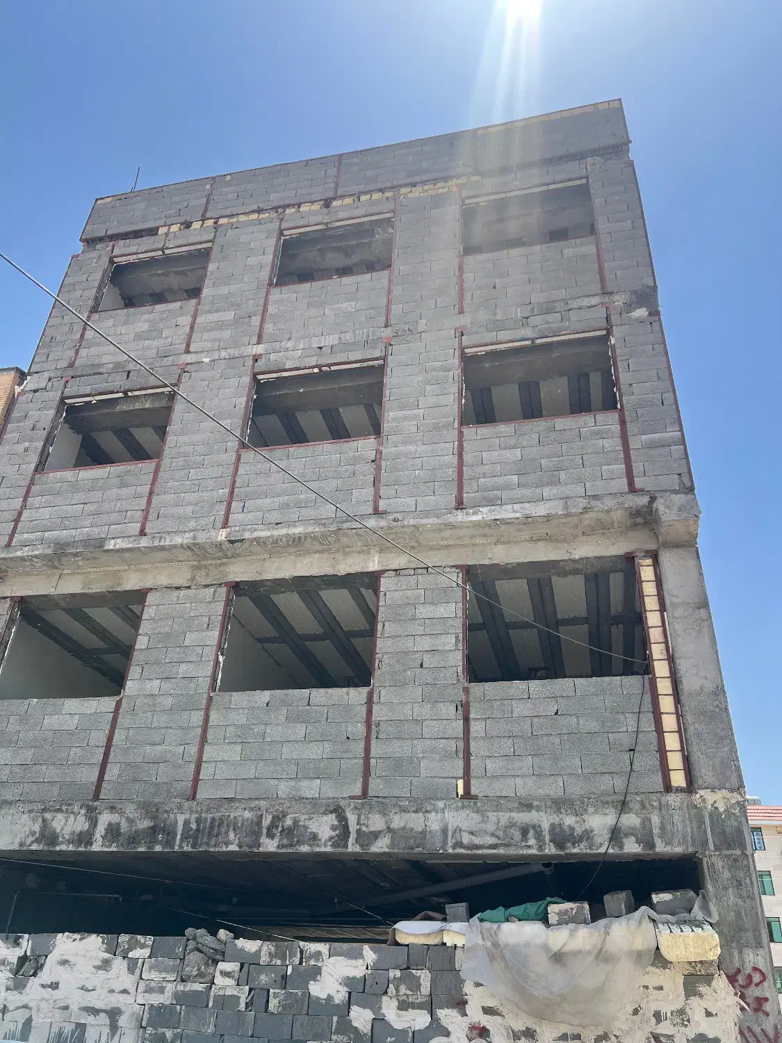 پیش فروش سه خواب|پیشفروش املاک|صدرا-فارس, فاز ۱|دیوار