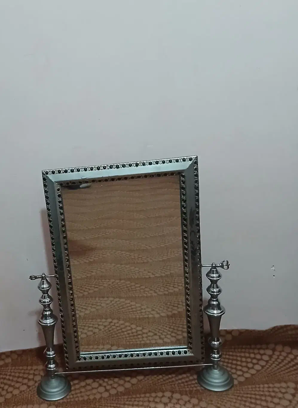 آینه و شمعدان|آینه|کرمانشاه, |دیوار