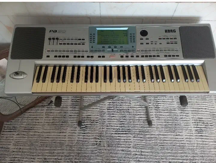 یک دستگاه ارگ مدل pa50|پیانو، کیبورد، آکاردئون|نیشابور, شهرک رسولی|دیوار