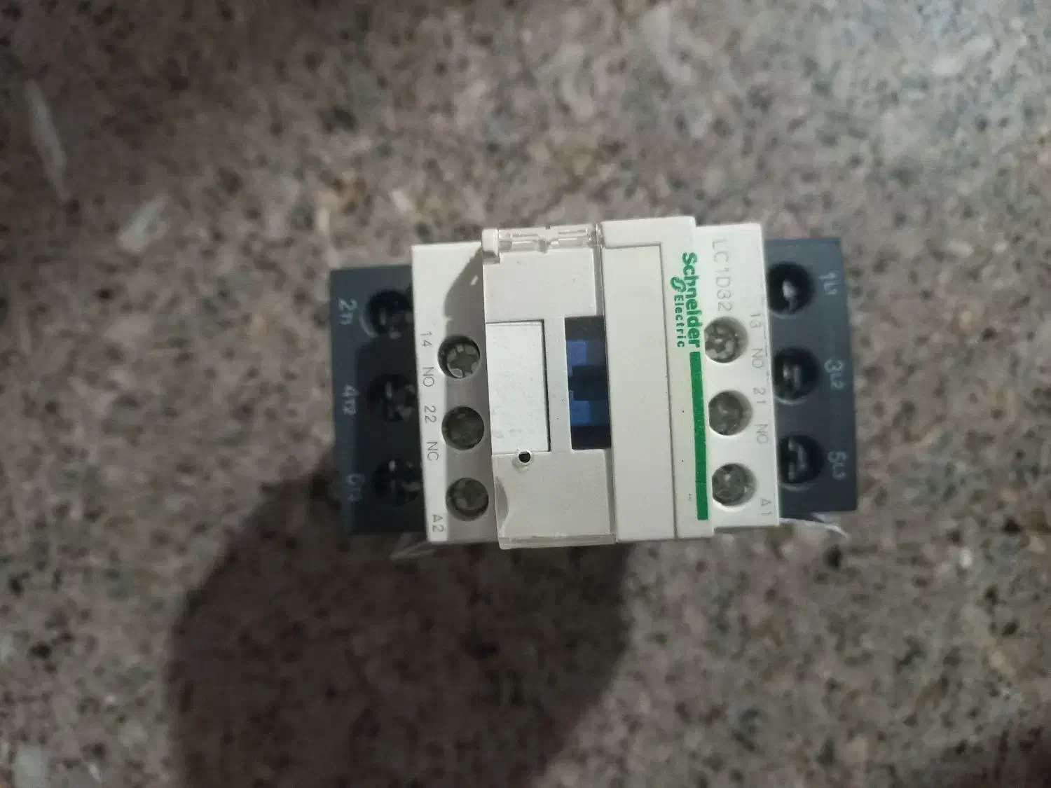 کلید اتومات و کنتاکتور|ماشینآلات صنعتی|ساوه, |دیوار