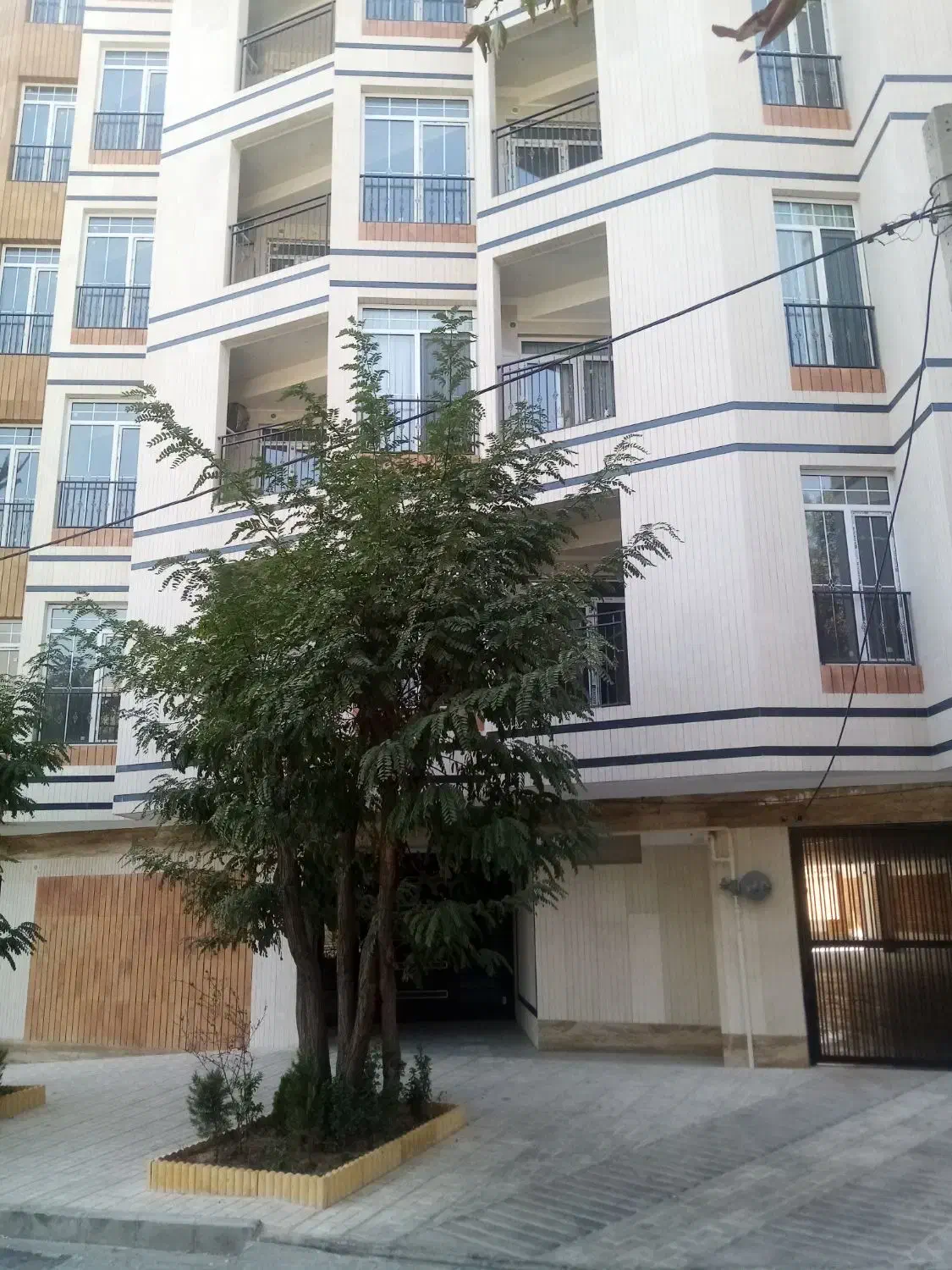 آپارتمان احمدیه کلاک پایین|فروش آپارتمان|کرج, شهرک احمدیه‎|دیوار