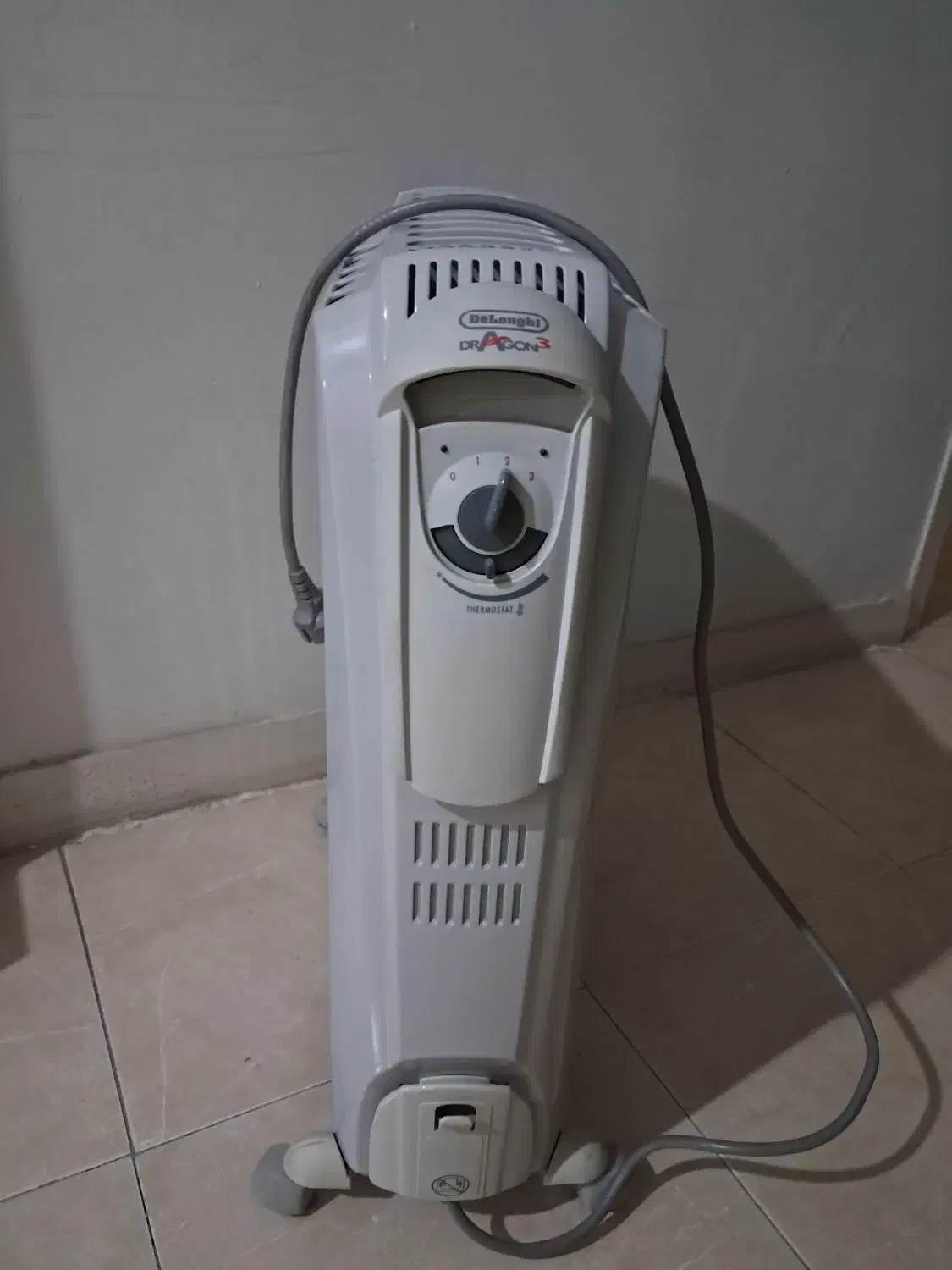 رادیاتور برقی، مدل دلونگی آلمان|بخاری، هیتر، شومینه|کرج, عظیمیه|دیوار