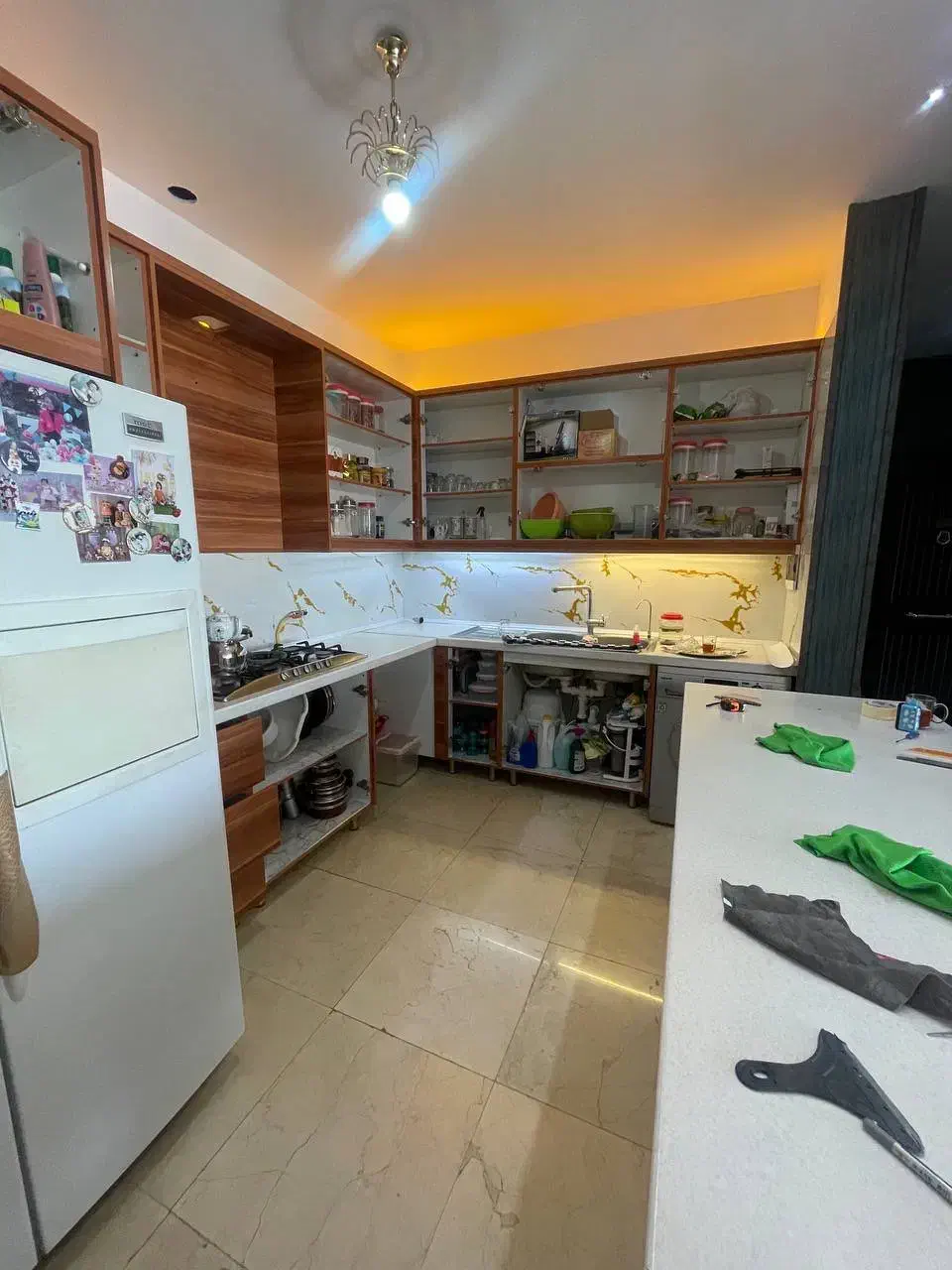 نصب برچسب کابینت|خدمات پیشه و مهارت|پرند, فاز ۵|دیوار