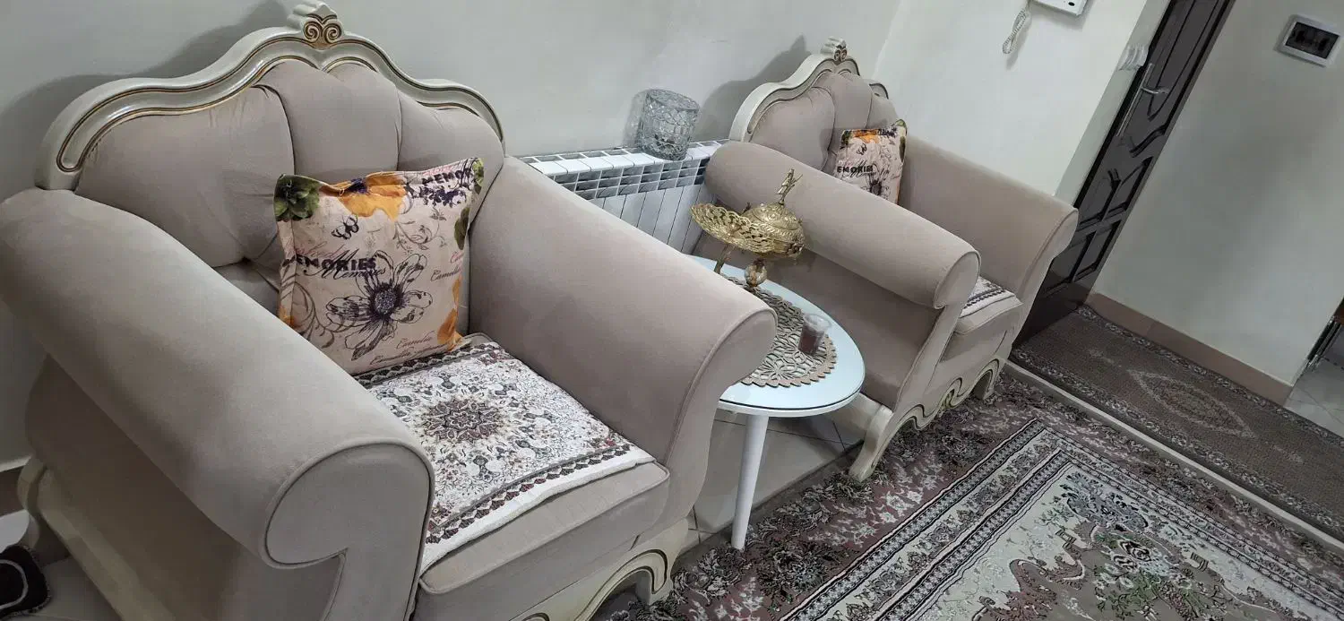 یک دست مبل ۷ نفر با میز تلویزیون در حد نو|مبلمان خانگی و میز عسلی|اسلامشهر, مطهری|دیوار