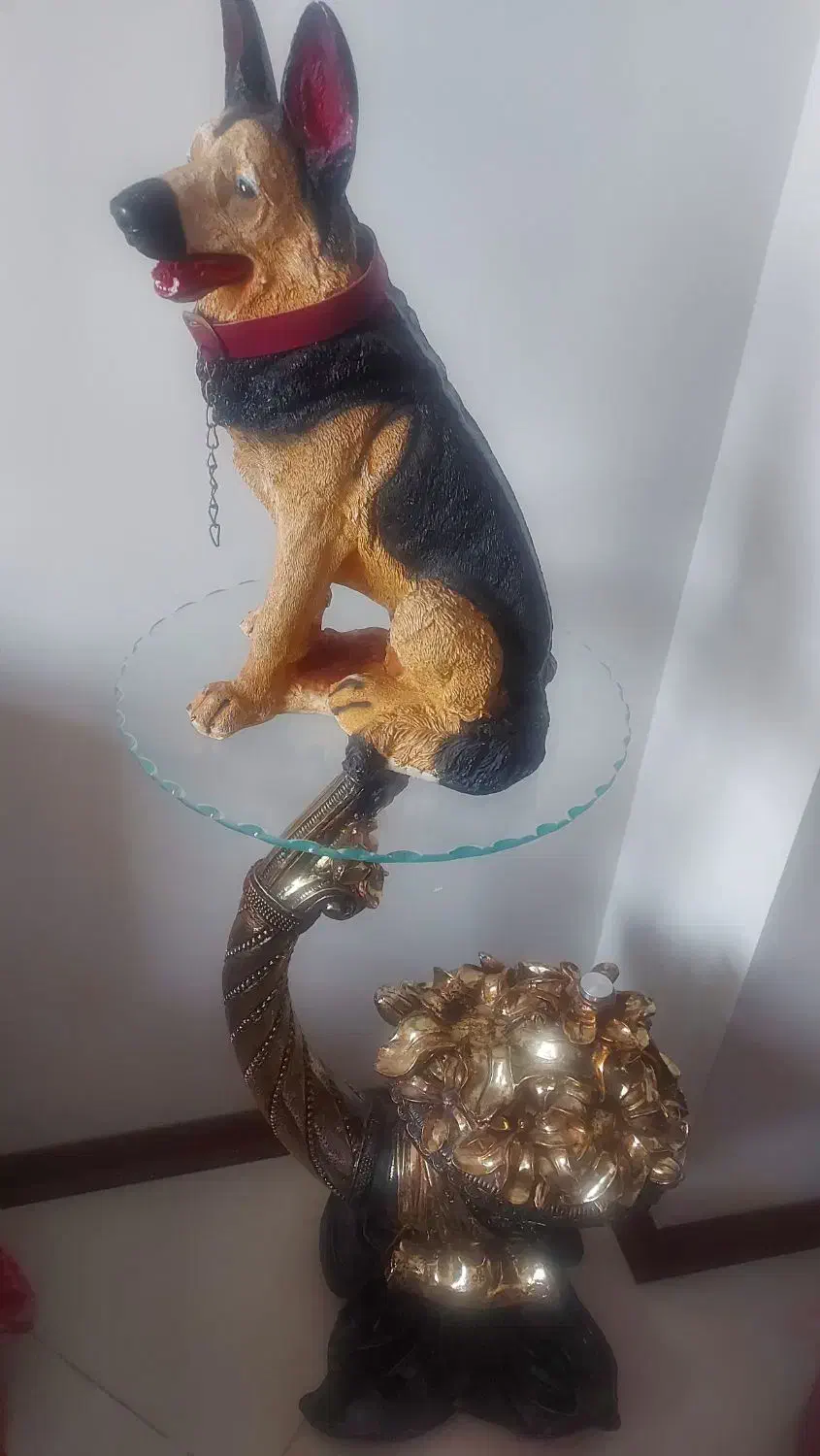 میز به همراه مجسمه|میز تلفن|تهران, تهرانپارس غربی|دیوار