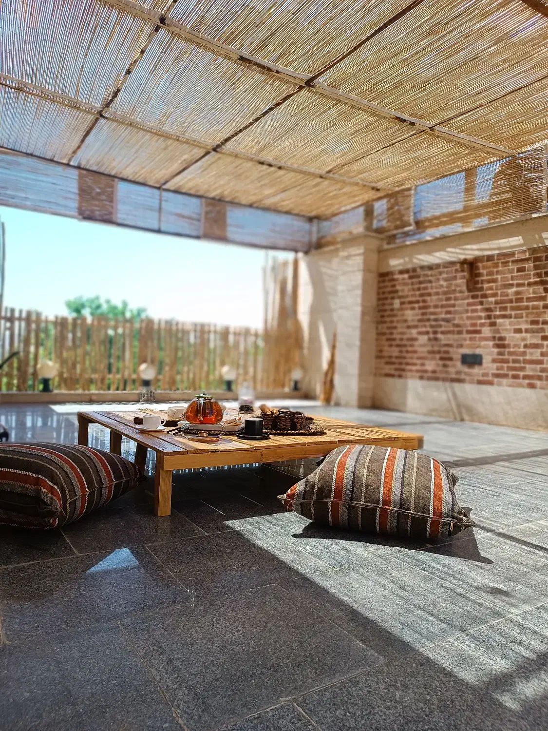 کوسن و تکیه گاه|مبلمان خانگی و میز عسلی|طرقبه, |دیوار