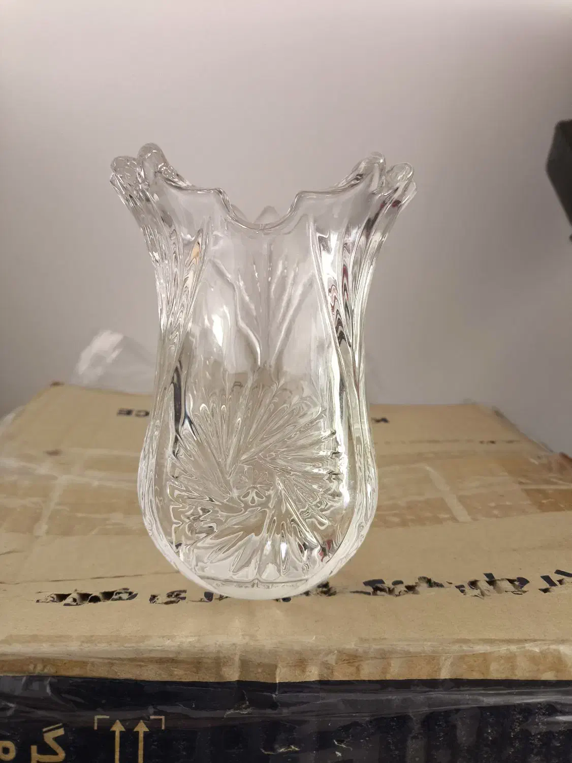 شیشه لوستر خورشیدی 23عدد استفاده نشد است|لوستر و چراغ آویز|تبریز, |دیوار