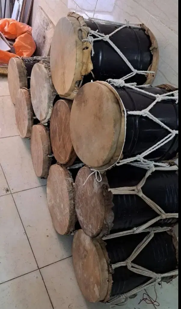 پوست|درام و پرکاشن|اصفهان, ارزنان|دیوار