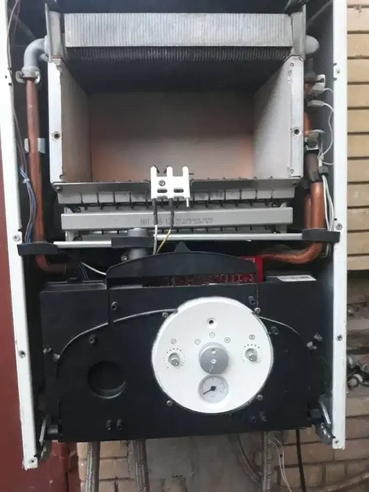 سرویس و تعمیرات انواع پکیج ایرانی و خارجی|آبگرمکن، پکیج، شوفاژ|یاسوج, |دیوار