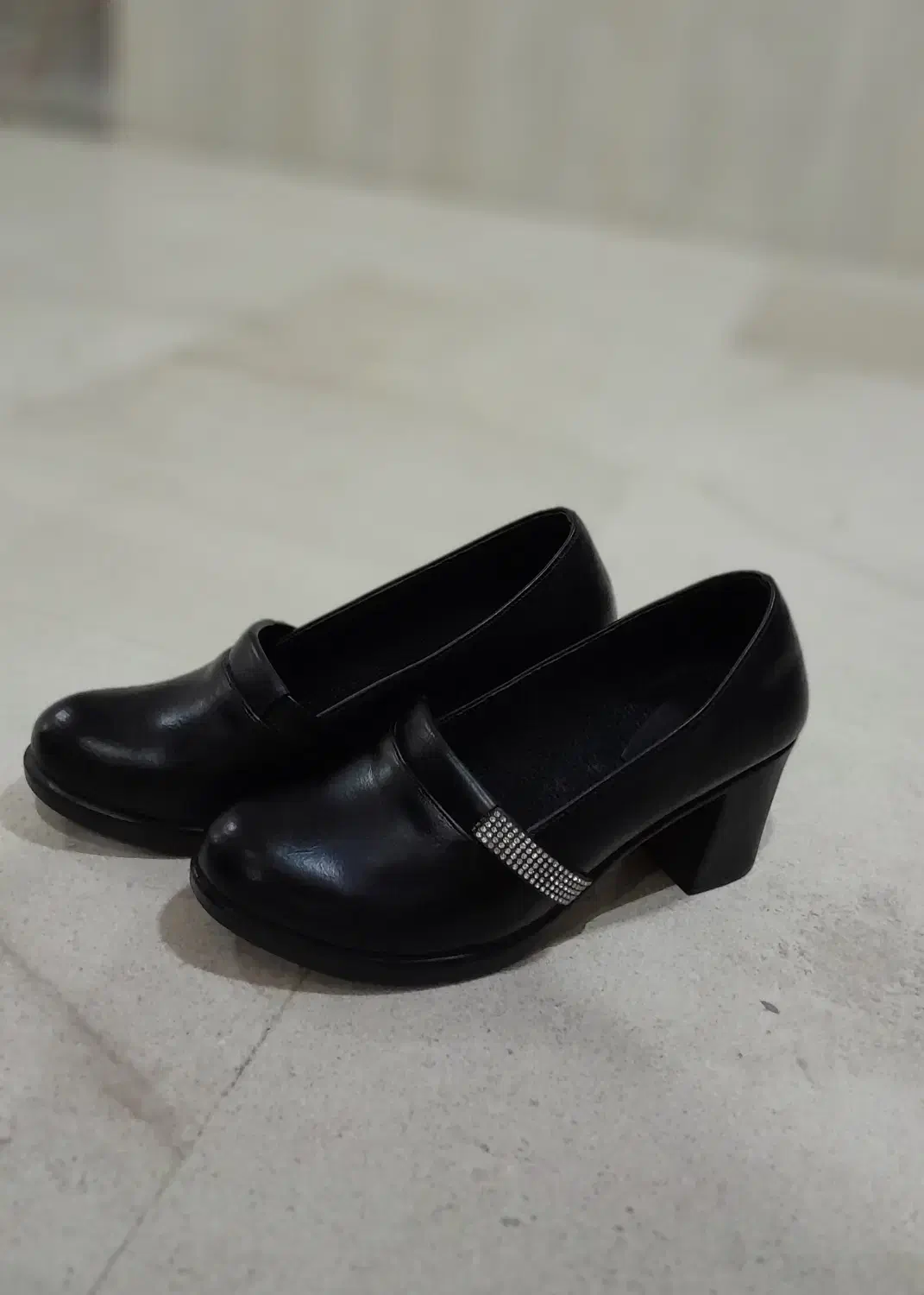 فروش کفش نو استفاده نشده نصف قیمت|کیف، کفش، کمربند|مشهد, سرافرازان|دیوار