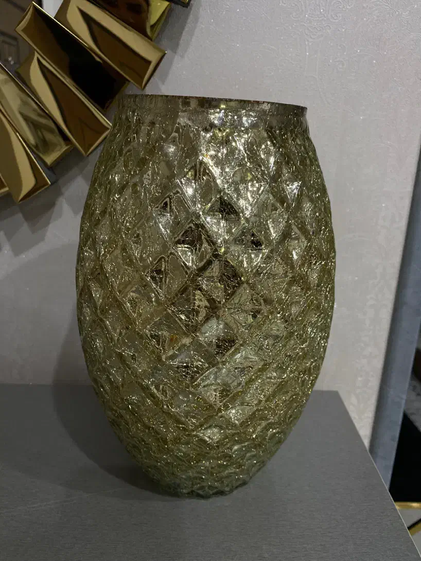 گلدان شیشه ای|مجسمه، تندیس، ماکت|یزد, |دیوار