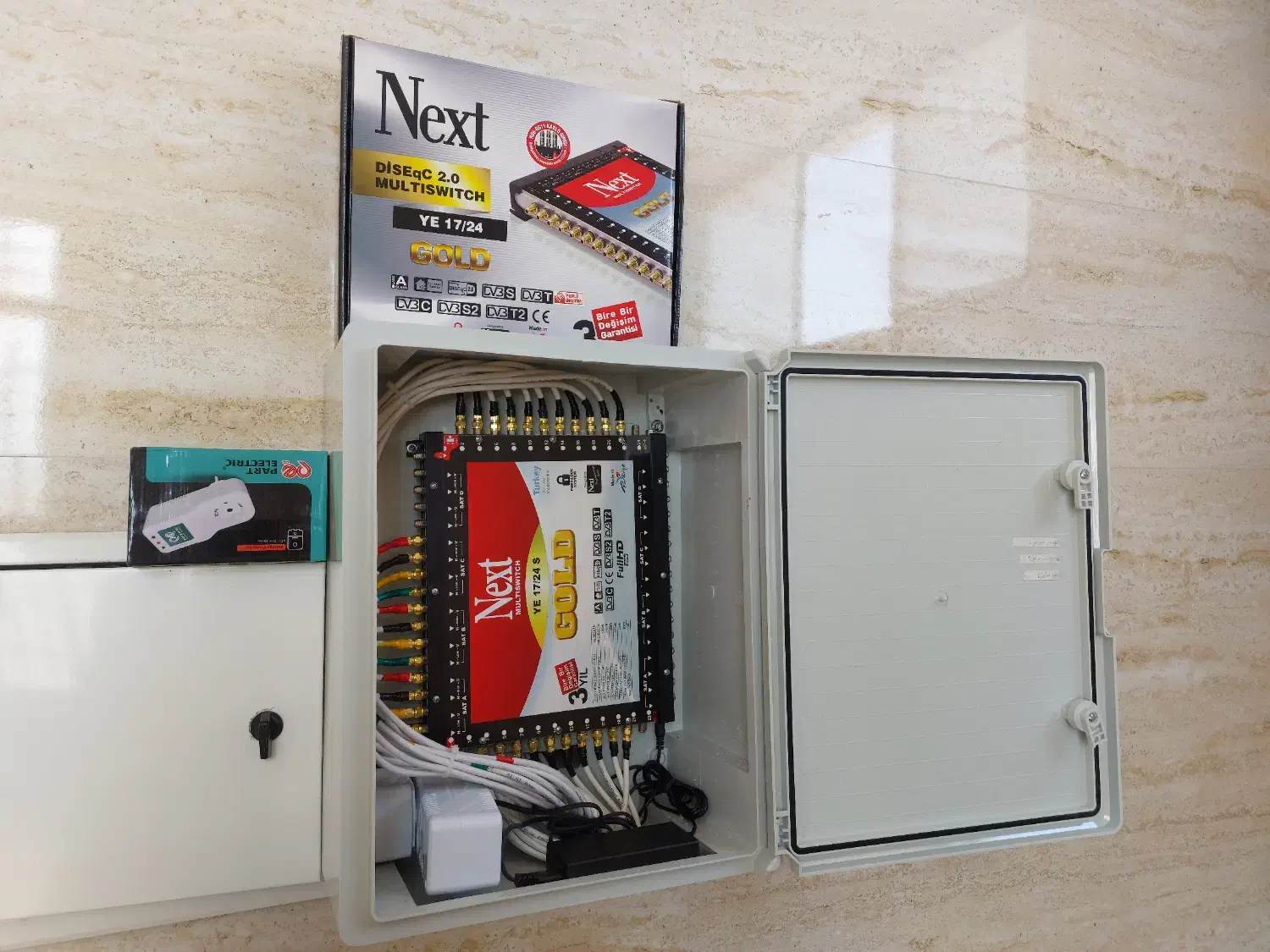 نصب آنتن مرکزی تنظیم تخصصی و ارائه تجهیزات چکی|خدمات پیشه و مهارت|اصفهان, جلفا|دیوار