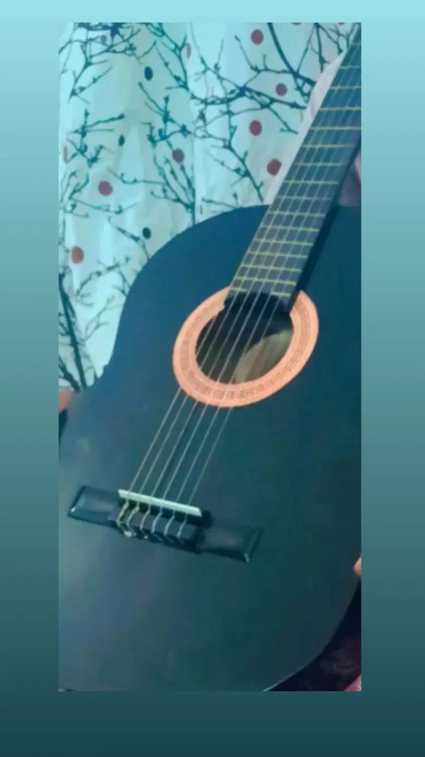 گیتا یاماها c70|گیتار، بیس، امپلیفایر|بم, |دیوار