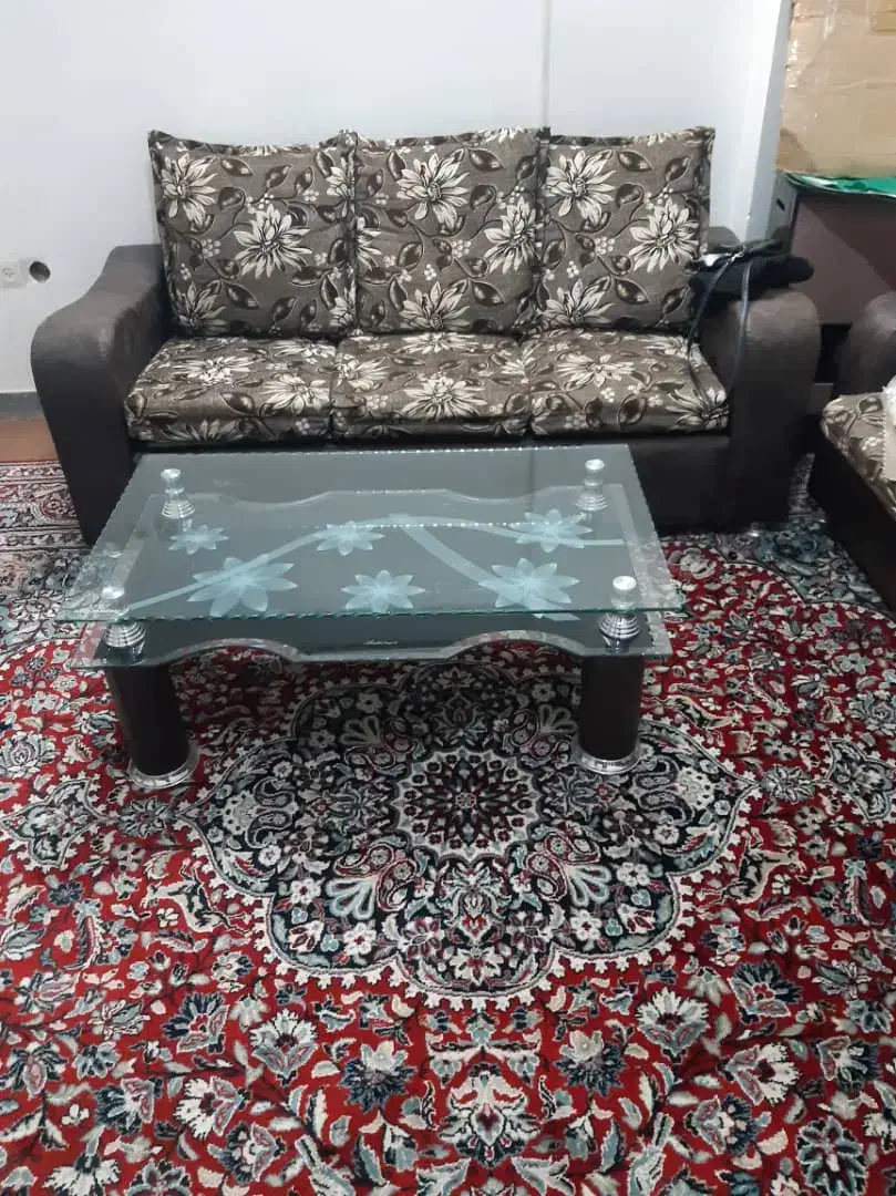مبل راحتی|مبلمان خانگی و میز عسلی|اسلام‌شهر, شهرک مفیدی|دیوار