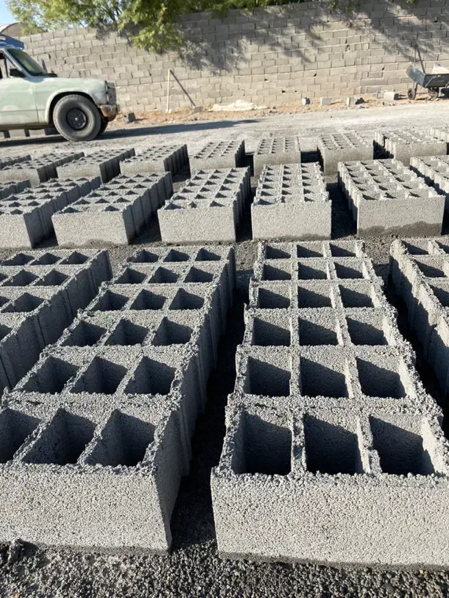 فروش بلوک ۲۰*۴۰ با بهترین کیفیت|مصالح و تجهیزات ساختمان|پیشوا, |دیوار