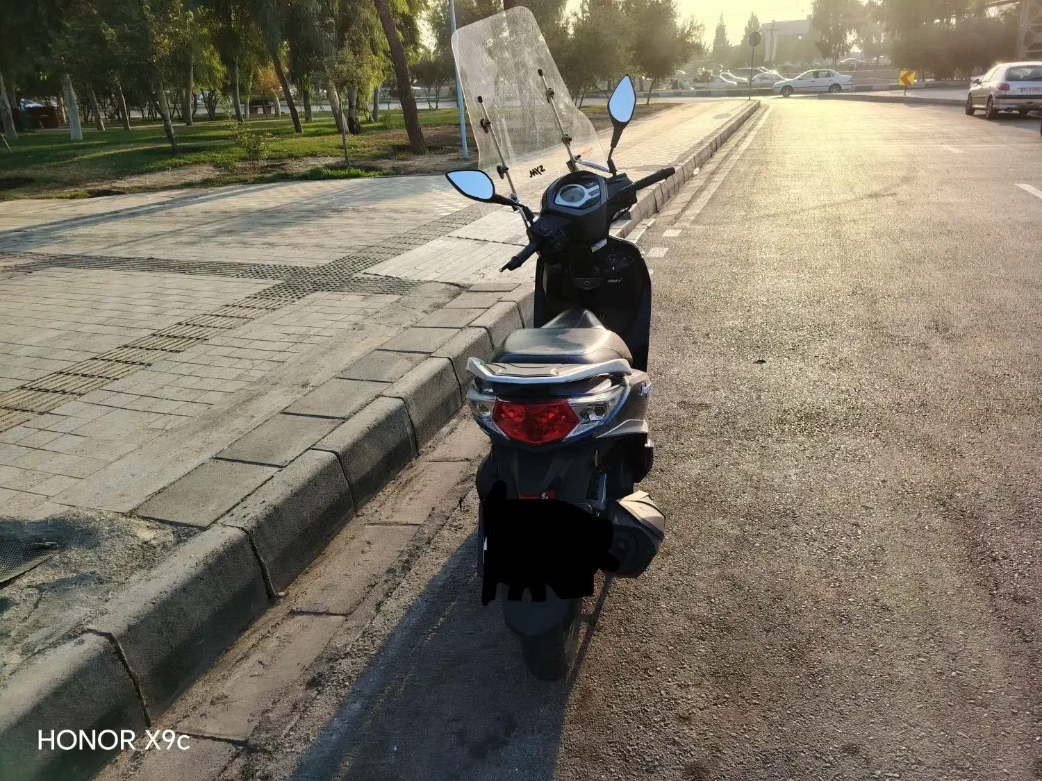 لاکی 180 مدل 402|موتورسیکلت|تهران, شهمیرزادی|دیوار