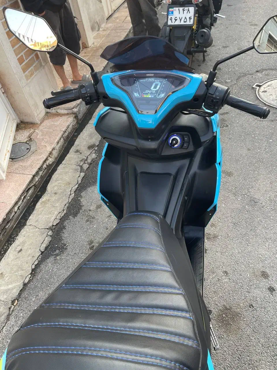 ایروکس ۱۴۰۴|موتورسیکلت|کرج, حصارک پایین|دیوار