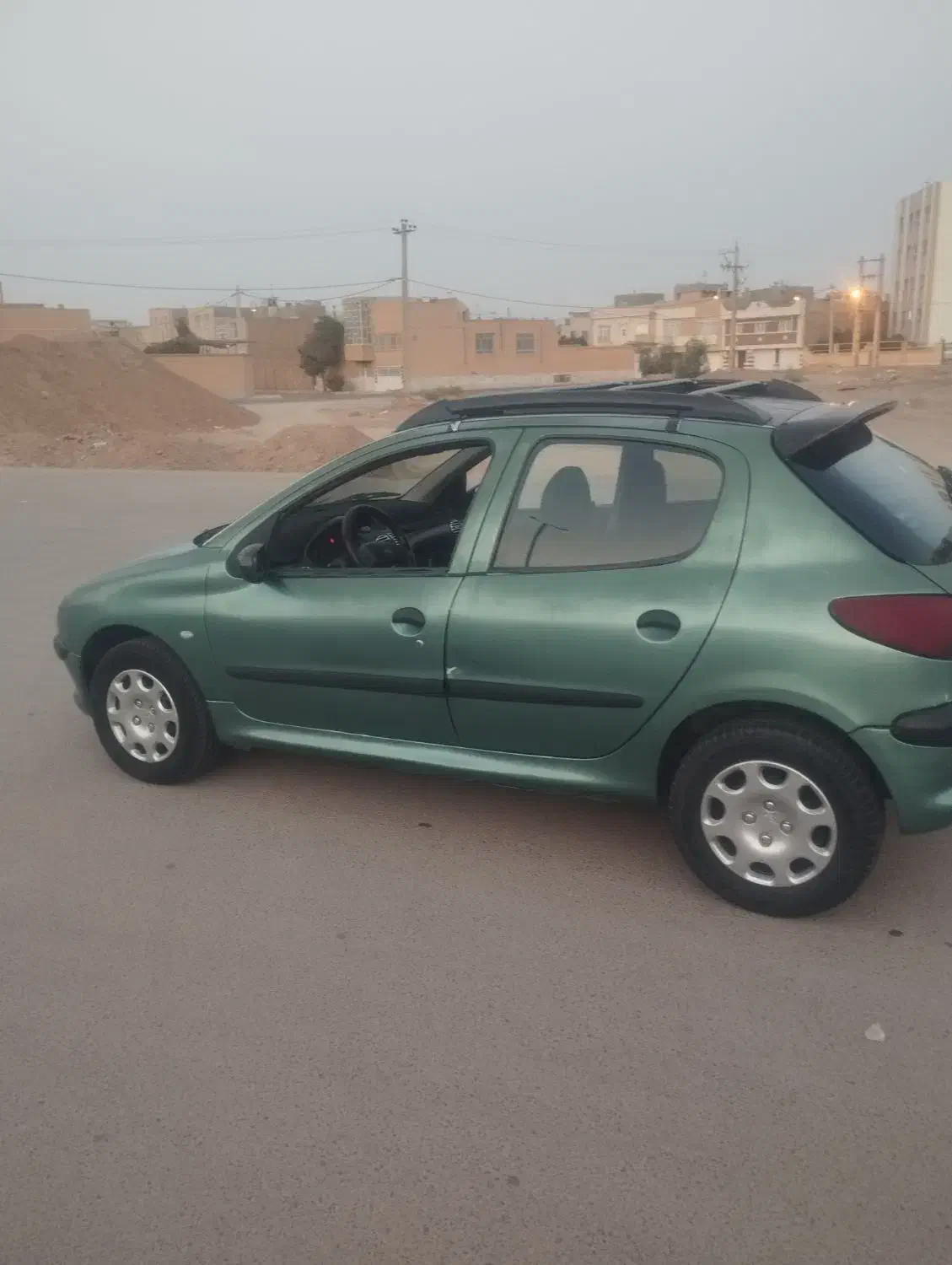 206مدل 80 فنی و موتوری صفر صفر|خودرو سواری و وانت|یزد, |دیوار