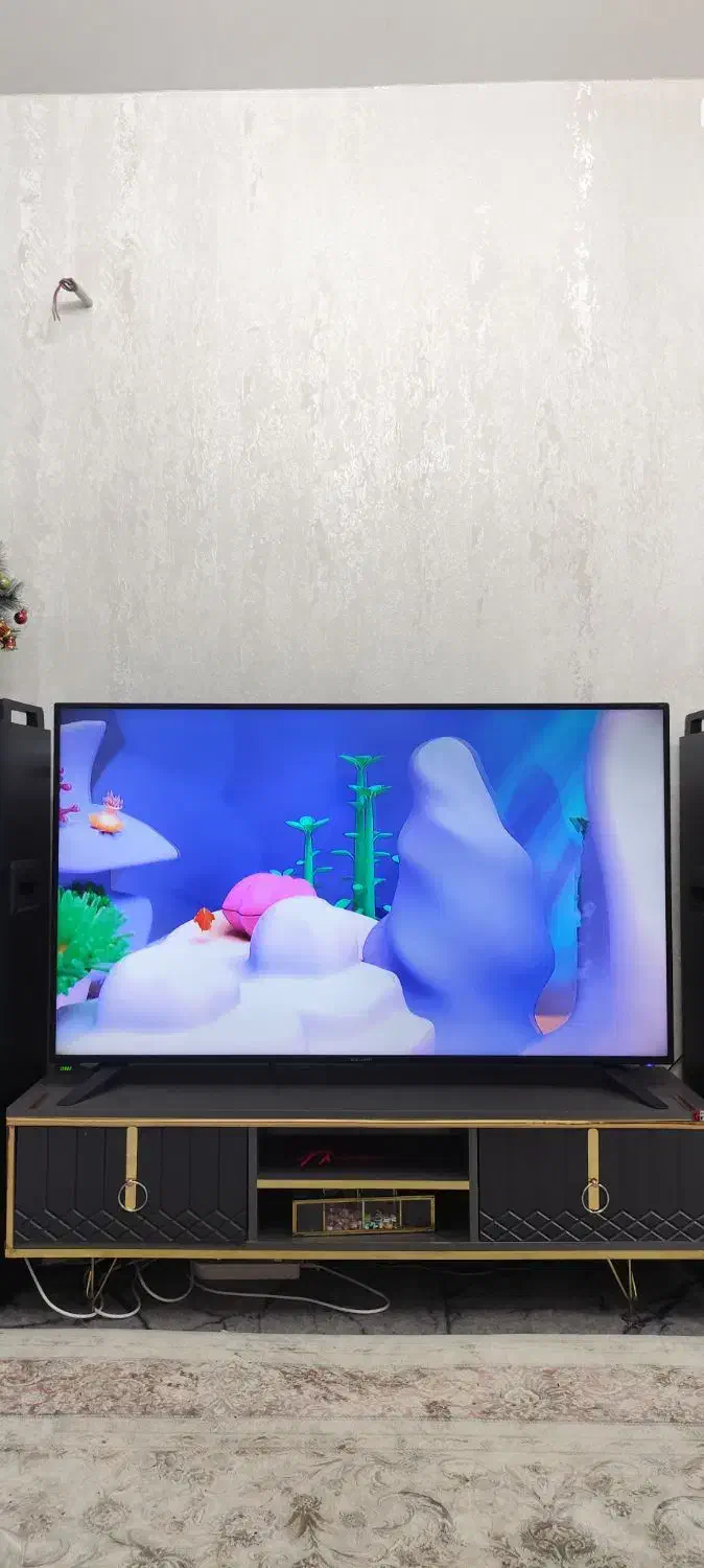 تلویزیون|تلویزیون و پروژکتور|خسروشاه, |دیوار