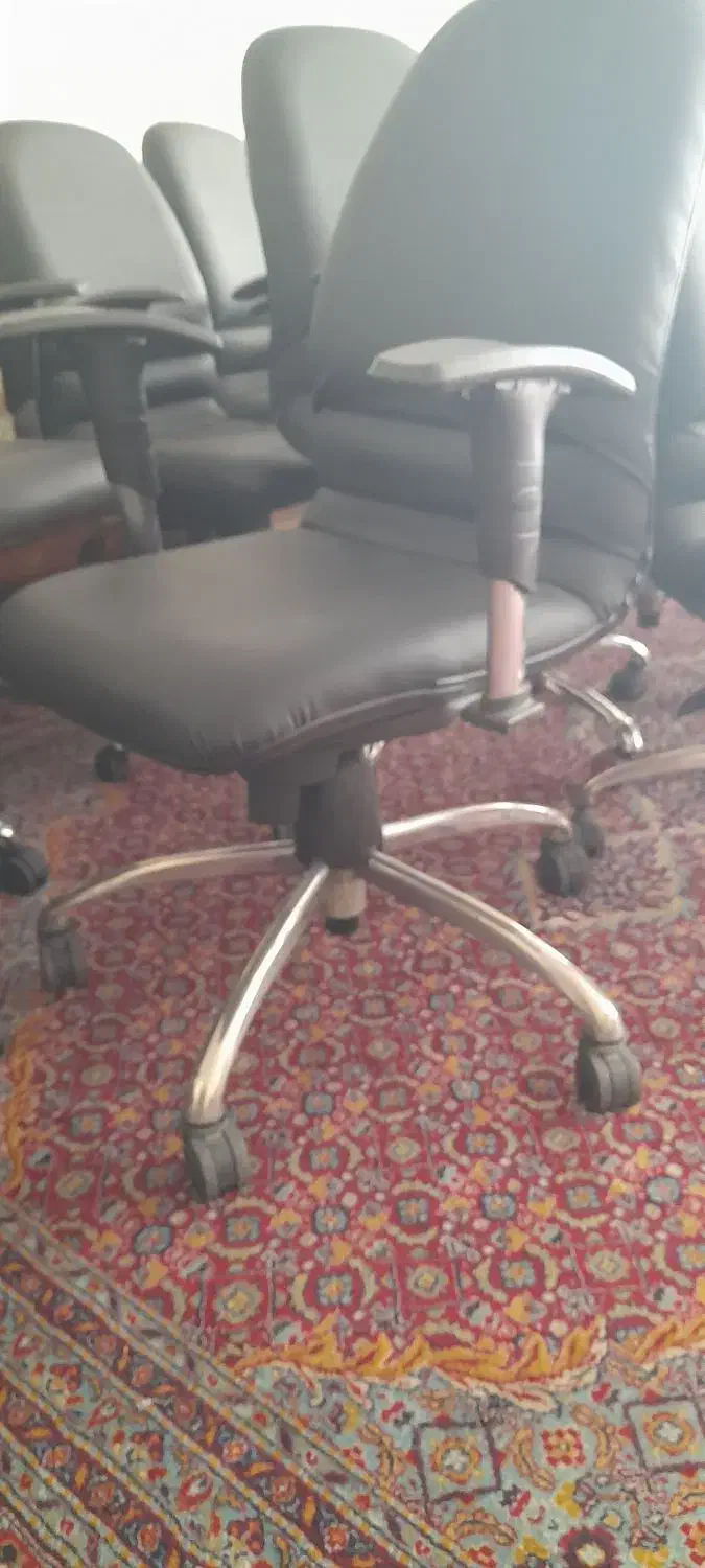 ۲۰ عدد صندلی چرخ دار اداری نیلپر و میز مدیریت|دفتر کار|مشهد, آیت الله کاشانی|دیوار