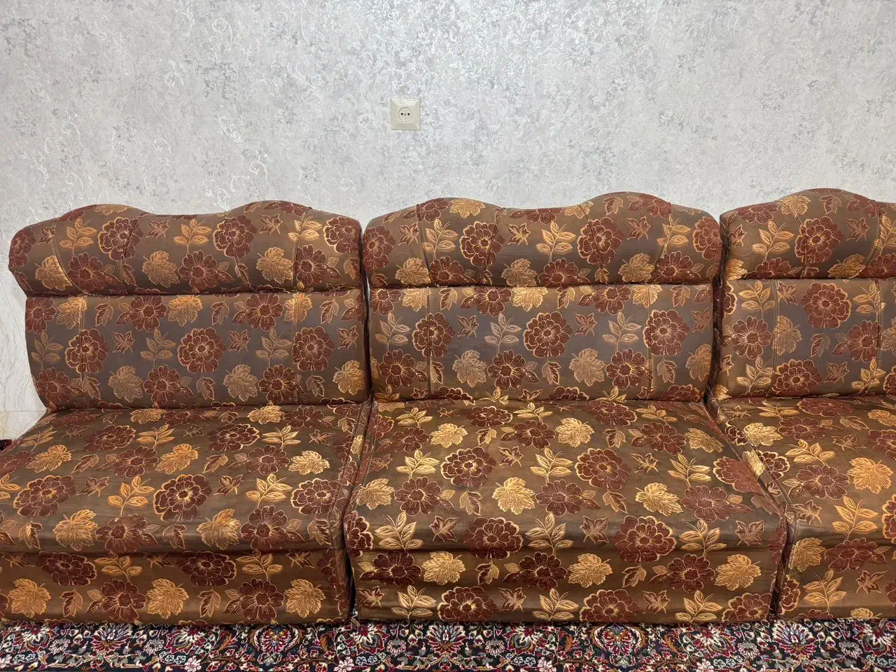 مبل راحتی هفت نفره|مبلمان خانگی و میز عسلی|فسا, |دیوار