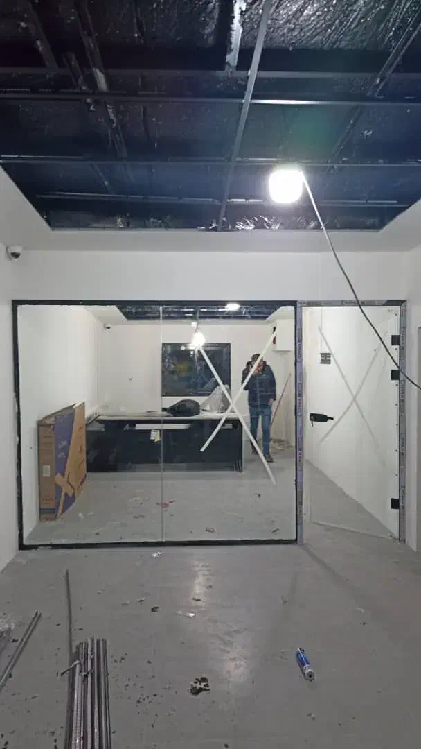 کابین حمام نرده پارتیشن سقف پنجره دوجداره شیشه ای|مصالح و تجهیزات ساختمان|تبریز, |دیوار