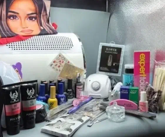 لوازم کاشت ناخن،پکیج کاشت ناخن،وسایل کاشت ناخن|آرایشی، بهداشتی، درمانی|شیراز, نصر|دیوار