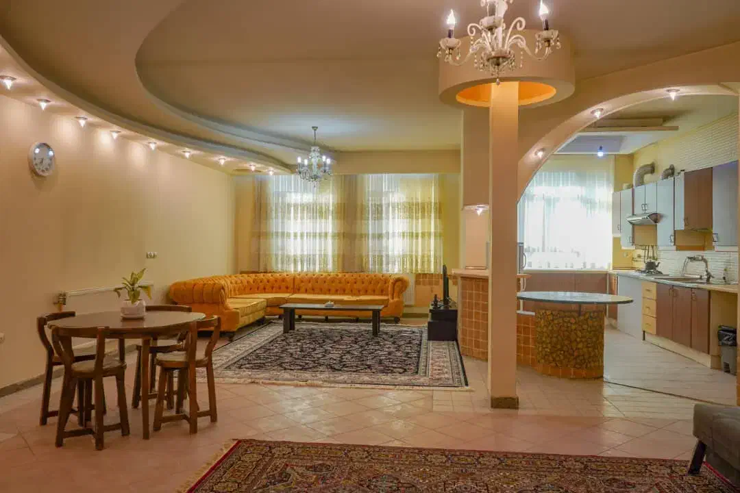 منزل مبله بسیار تمیز و مرتب هتلی|اجارهٔ کوتاهمدت آپارتمان و سوئیت|شیراز, قدوسی غربی|دیوار