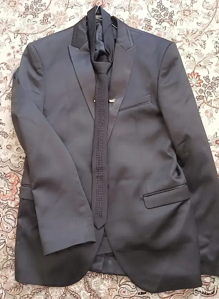 یک دست کت وشلوار درحد کاملا نو|لباس|سنندج, |دیوار