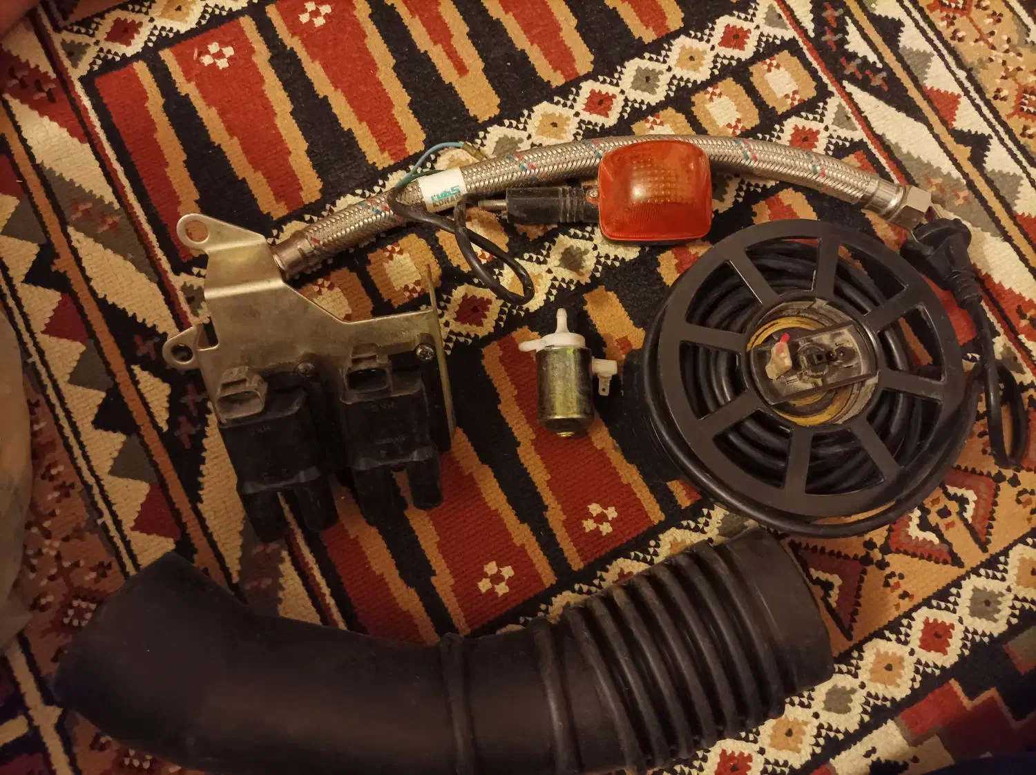 مقداری وسیله|سایر لوازم برقی|بروجرد, |دیوار