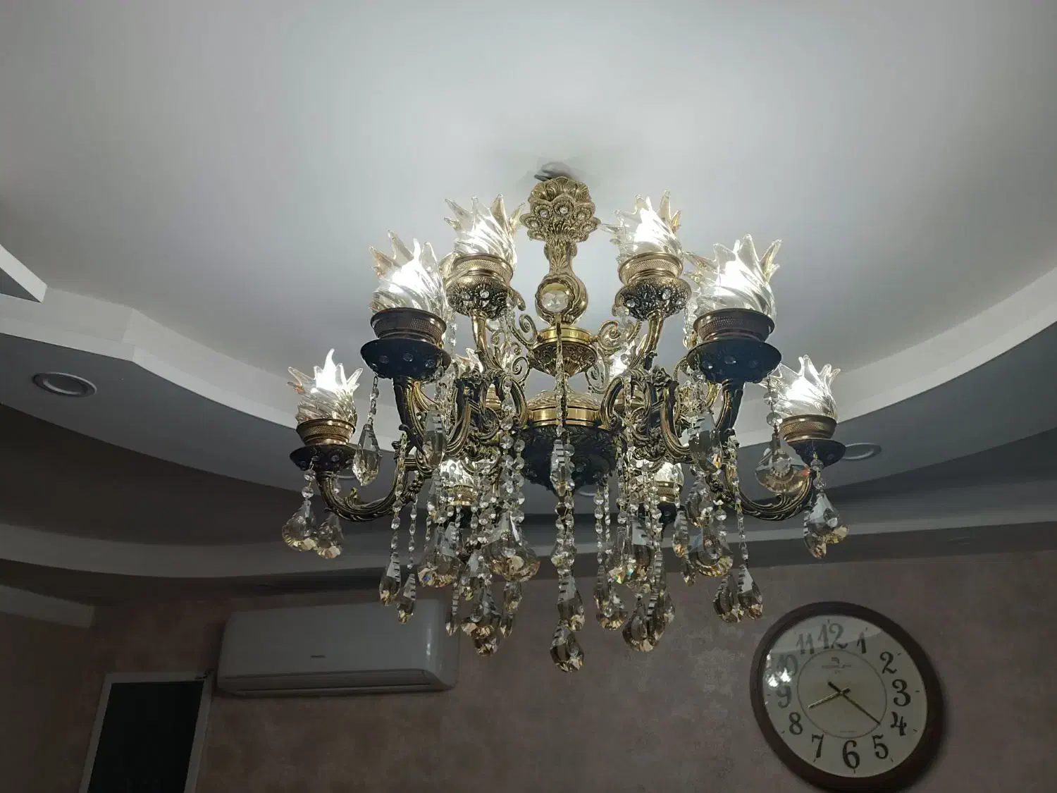 لوستر 12شعله برنجی|لوستر و چراغ آویز|همدان, |دیوار