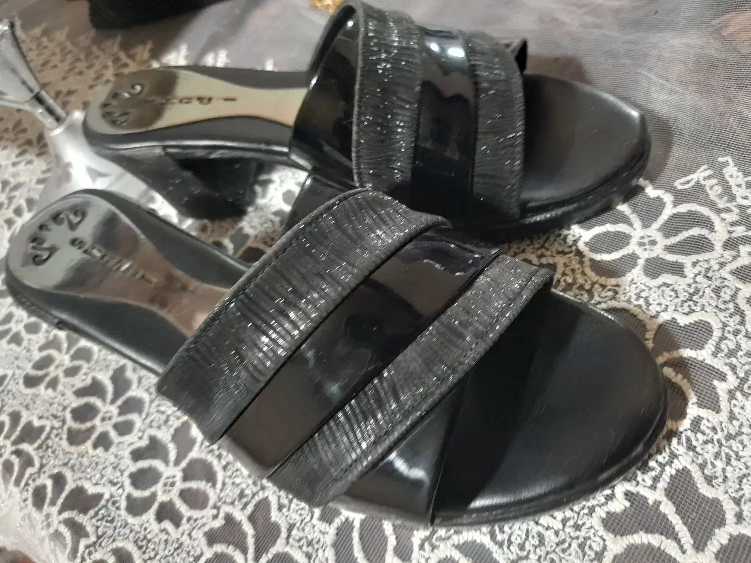 پالتو نو|لباس|جوانرود, |دیوار