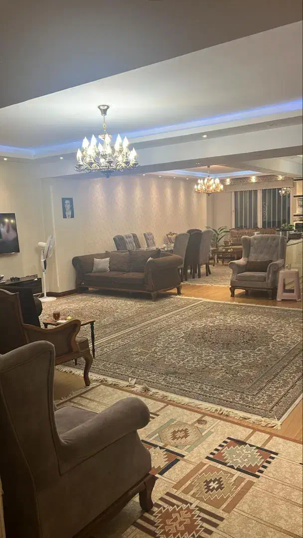 ۱۴۴متر/۳خوابه/۲خواب مستر/نورگیر/عباس آباد|فروش آپارتمان|تهران, عباسآباد|دیوار