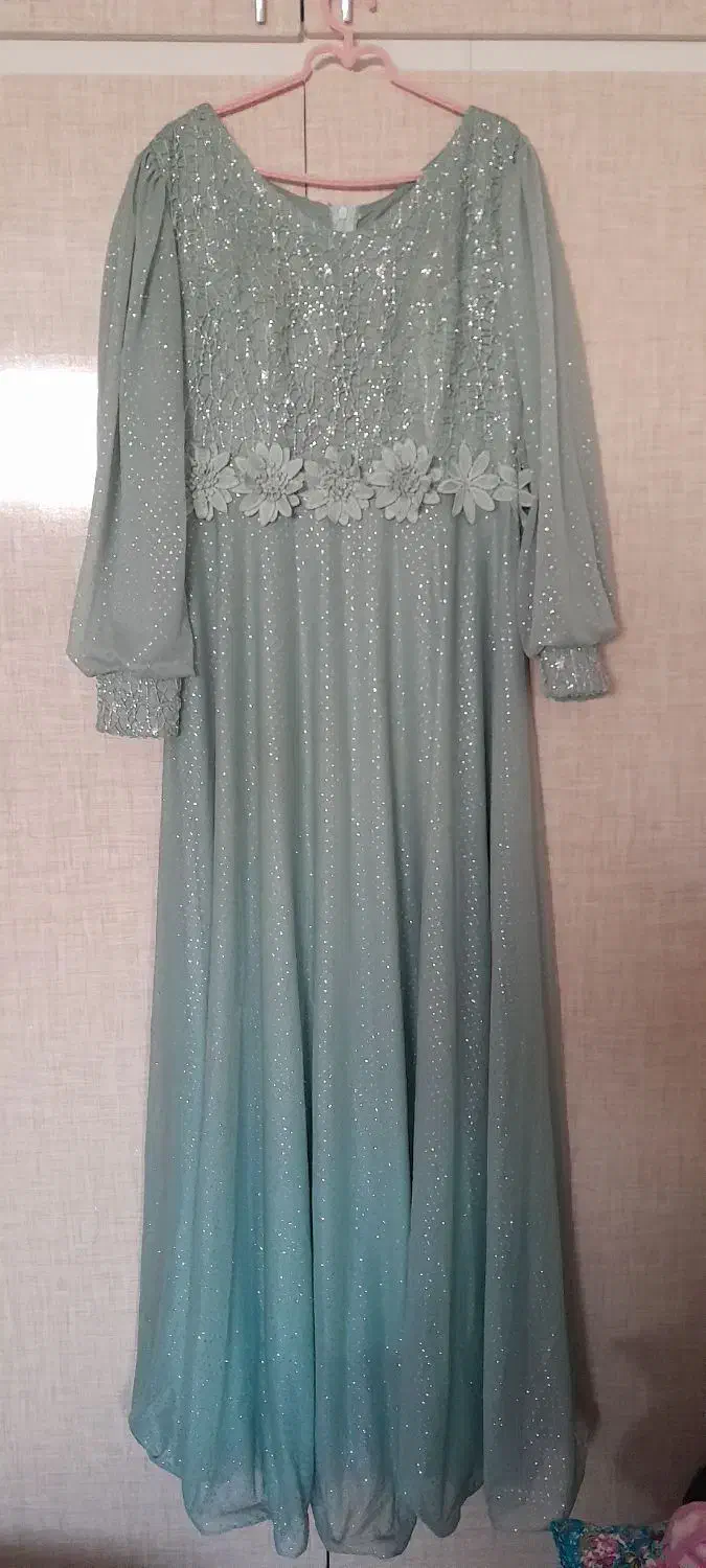 لباس مجلسی|لباس|سراب, |دیوار