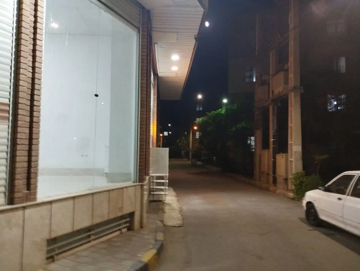 مغازه 27متر ششدانگ تجاری گلحصار|فروش مغازه و غرفه|باقرشهر, |دیوار