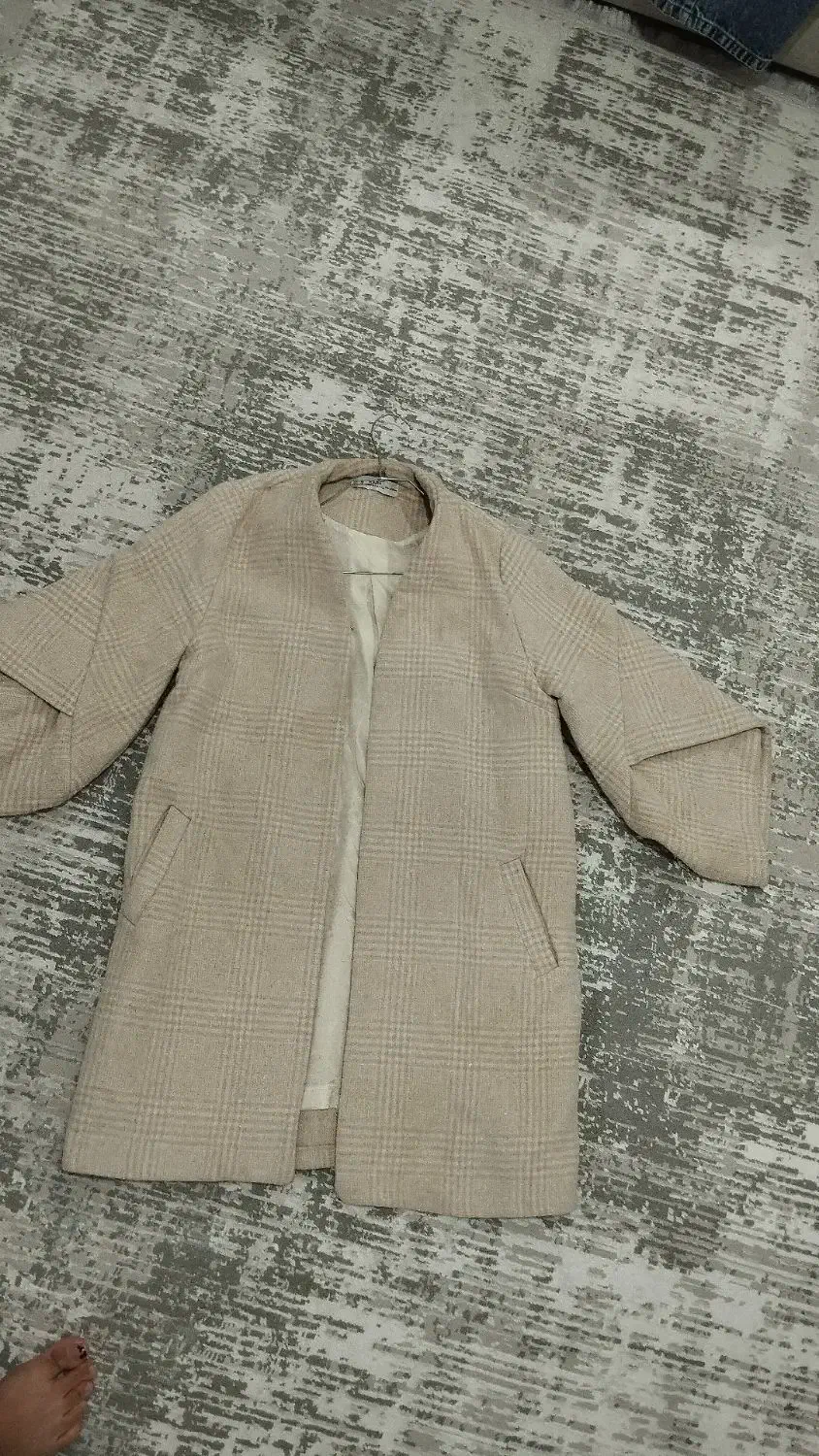 بارانی|لباس|تکاب, |دیوار