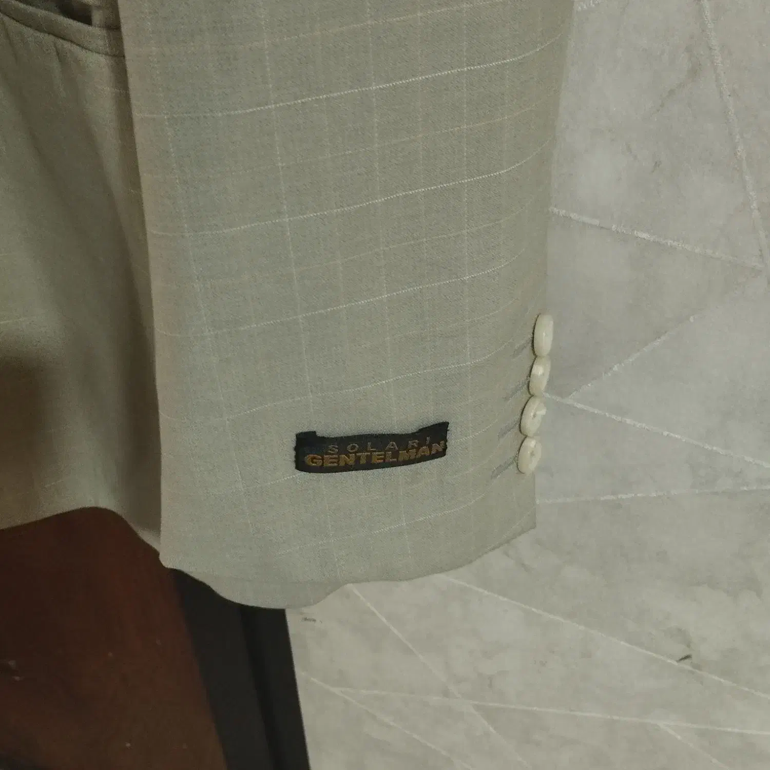 کت وجرقه نو|لباس|اقبالیه, |دیوار