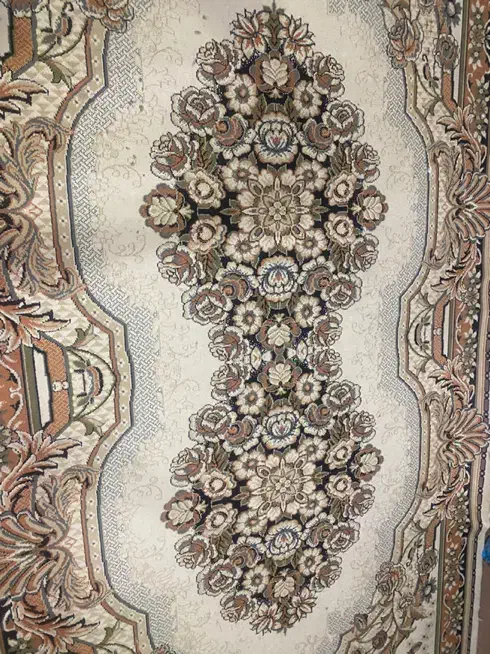 گلیم سورمه و کرم|گلیم، جاجیم، گبه|مشهد, زمرد|دیوار