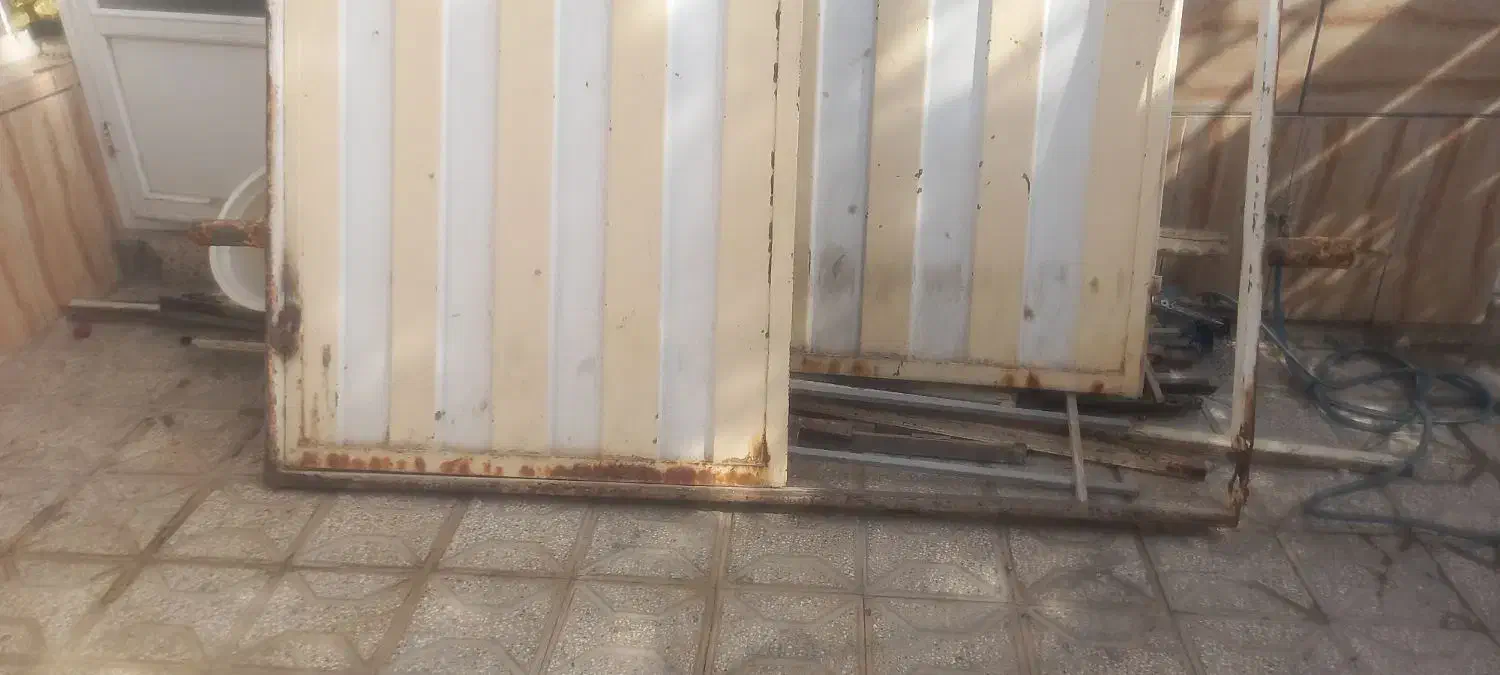 درب حیاط و هود|مصالح و تجهیزات ساختمان|تربتحیدریه, اندیشه|دیوار