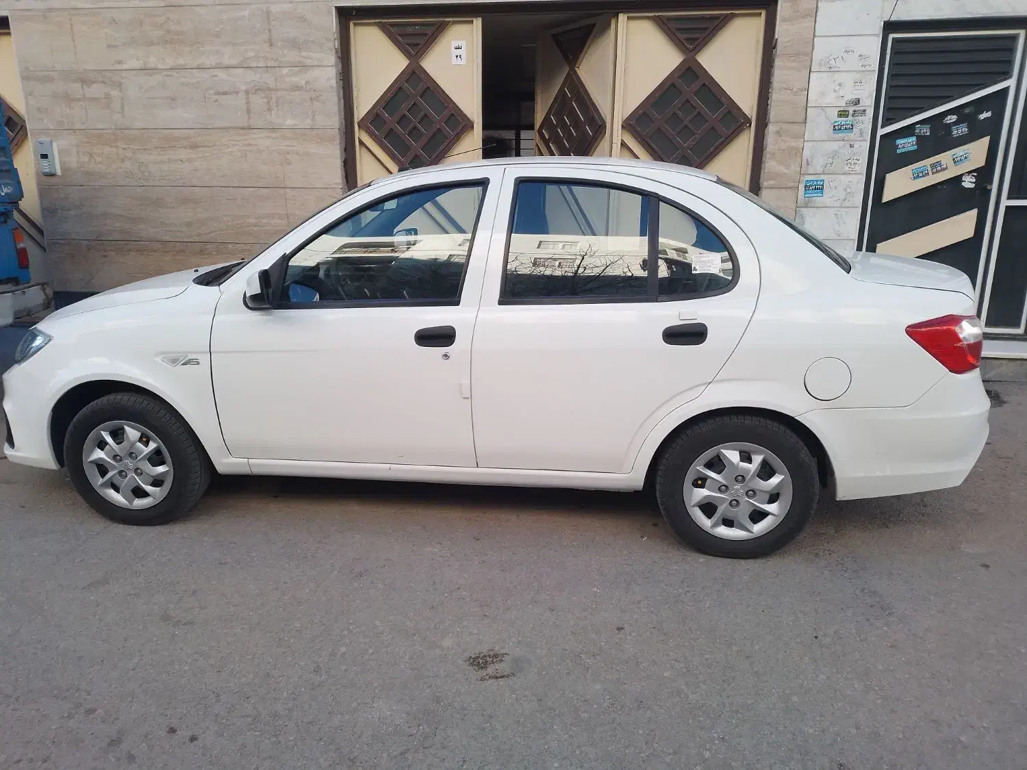 سایناs مدل 1402کم کارکرد 10هزار تا  بدون نقطه|خودرو سواری و وانت|اردبیل, |دیوار