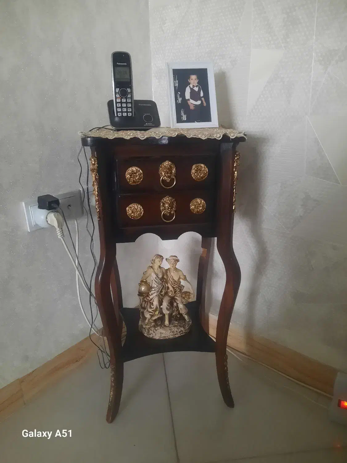 میز تلفن|میز تلفن|نسیم‌شهر, |دیوار