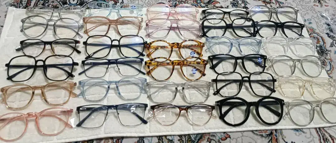 تعدادی عینک فرم طبی 130عدد جمله ای به فروش میرسد|عمده‌فروشی|شیراز, شهرک مهدی‌آباد|دیوار