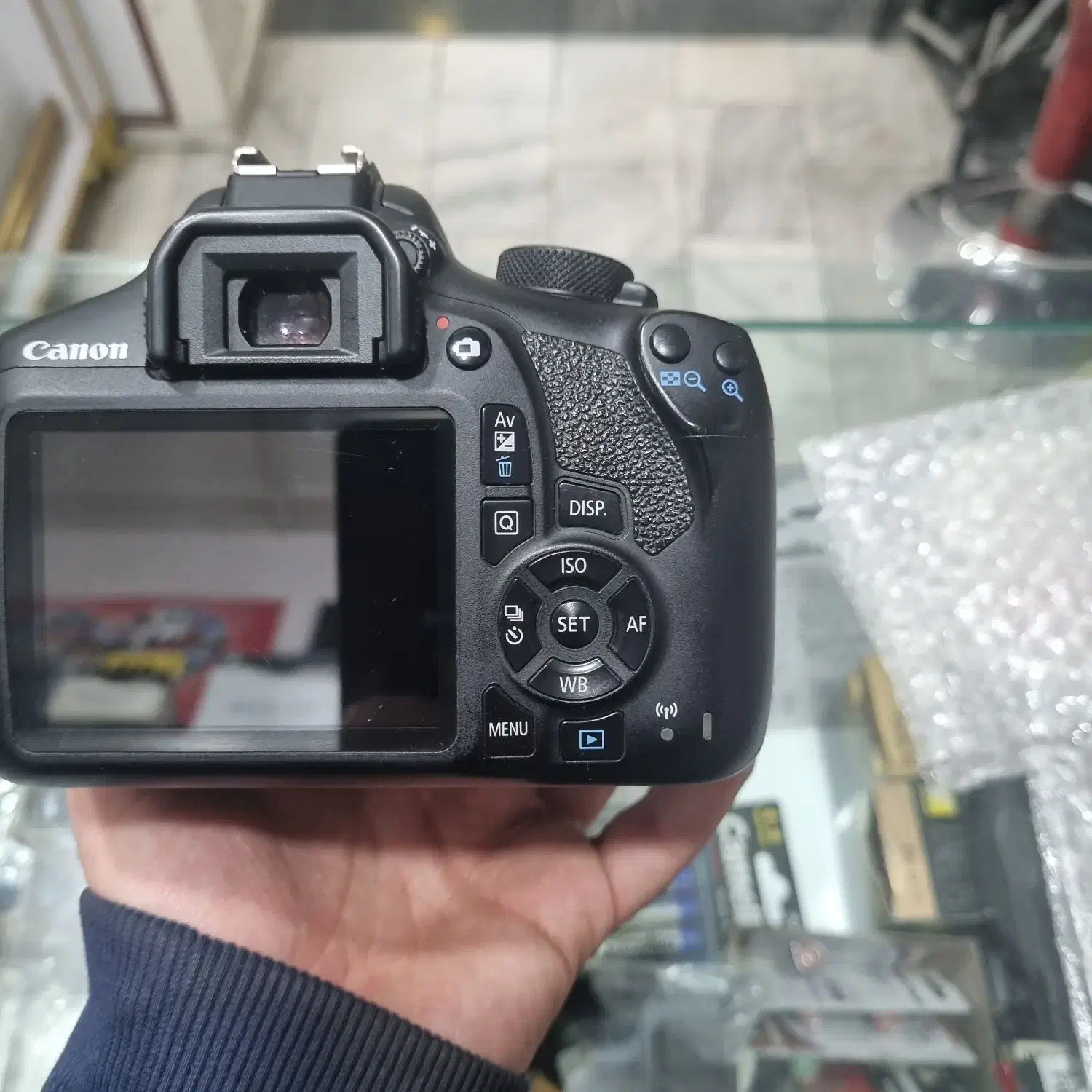 canon 1300D. 18-55|دوربین عکاسی و فیلم‌برداری|تهران, چوب تراش|دیوار